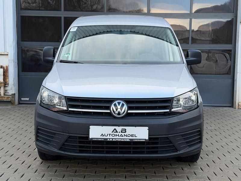 Usata VW Caddy 150 CV (110 kW) 2018 Argento Monovolume