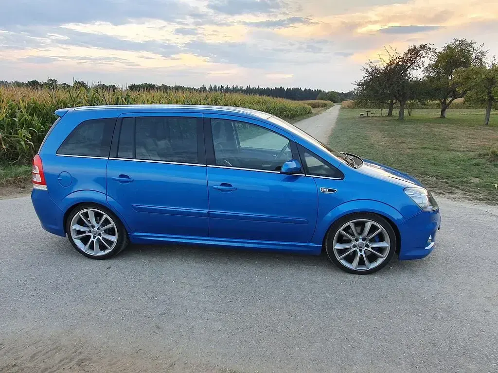 Gebraucht Opel Zafira OPC 241 PS (177 kW) 2009 Blau Van / Kleinbus