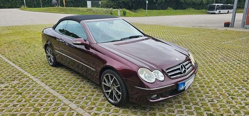 Rot Gebraucht 2008 Mercedes CLK200 Cabrio | 8.999 € (Fairer Preis) - Bild 1/4
