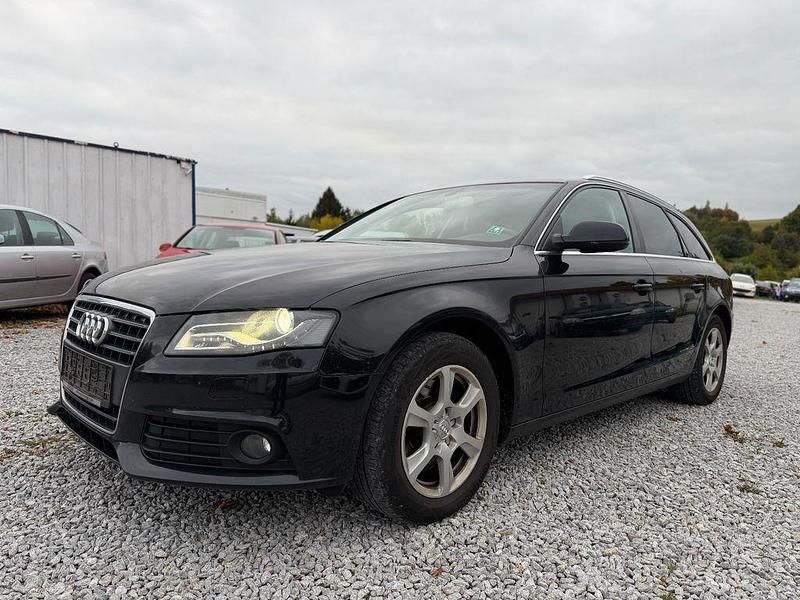 Schwarz Gebraucht 2011 Audi A4 Attraction Kombi | 4.250 € (Fairer Preis) - Bild 1/4