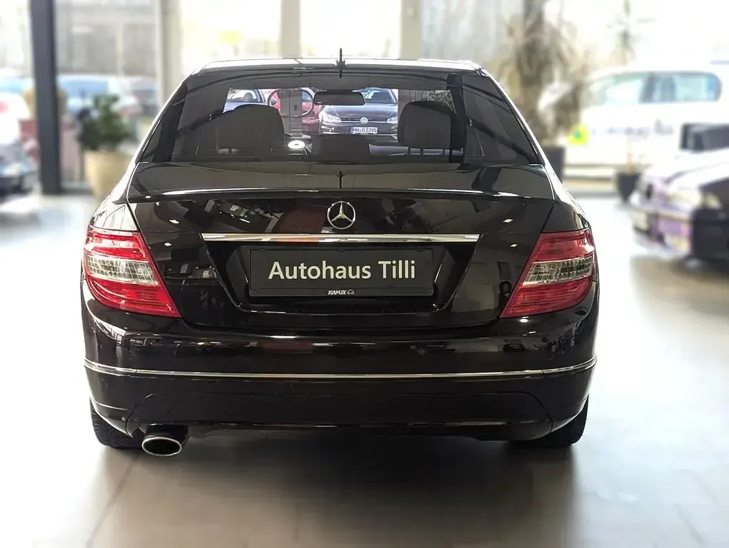 Gebraucht Mercedes C220 Sport Edition 170 PS (125 kW) 2010 Braun Limousine