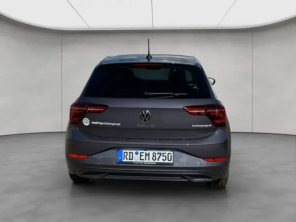 Gebraucht VW Polo Style 95 PS (69 kW) 2024 Grau Limousine