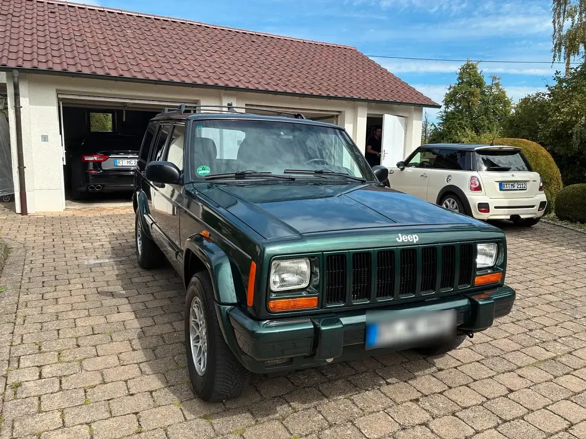 Gebraucht Jeep Cherokee 173 PS (127 kW) 2000 Grün SUV