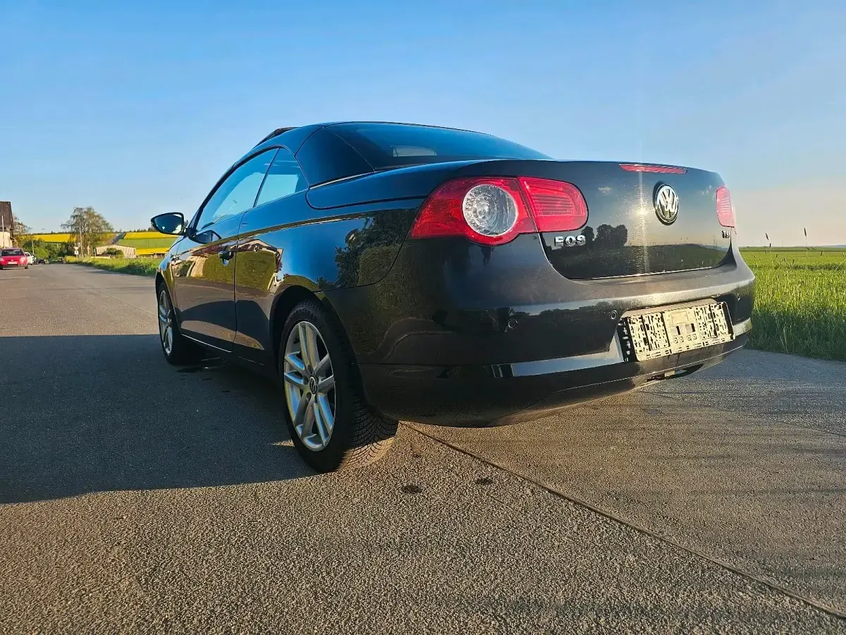 Używany VW Eos 122 KM (89 kW) 2009 Czarny Kabriolet