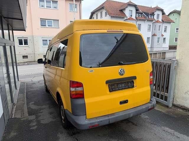 Second-hand VW Transporter 86 CP (63 kW) 2005 Galben Van