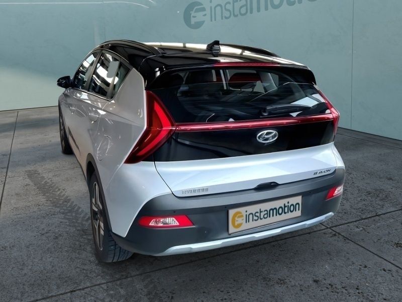 Silber Gebraucht 2022 Hyundai Bayon Intro Edition SUV | 19.490 € (Etwas zu teuer) - Bild 1/3
