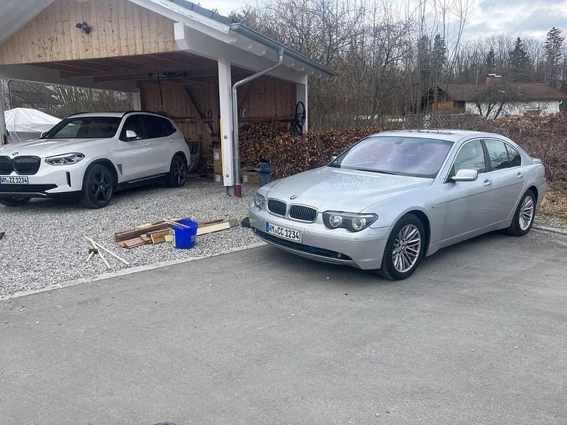 Gebraucht BMW 735 272 PS (200 kW) 2001 Grau Limousine