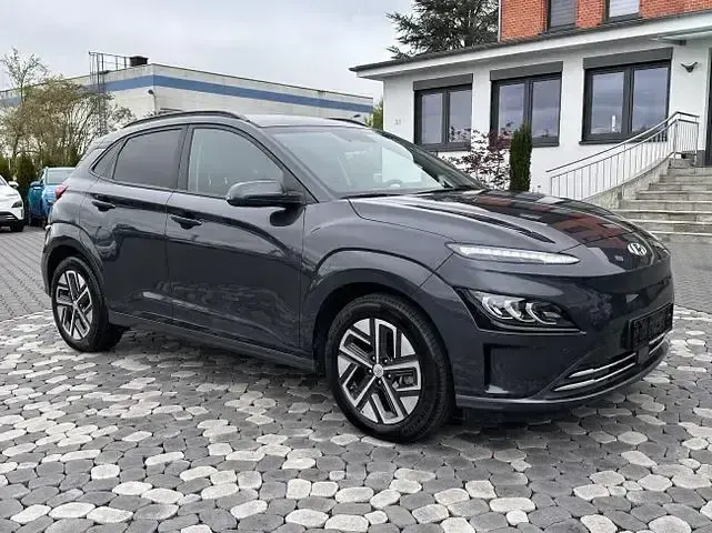Gebraucht Hyundai Kona Trend 100 kW (136 PS) 2022 Grau SUV