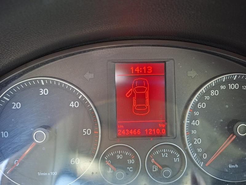 Gebraucht VW Eos 140 PS (102 kW) 2006 Blau Cabrio