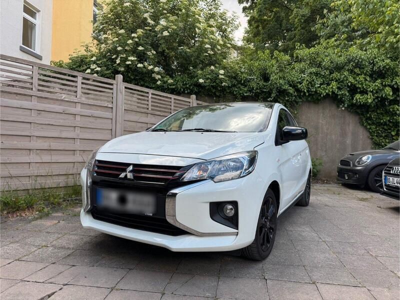 Weiß Gebraucht 2021 Mitsubishi Space Star Spirit+ Kleinwagen | 13.400 € (Guter Preis) - Bild 1/4