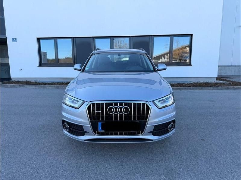 Gebraucht Audi Q3 S-line plus 170 PS (125 kW) 2015 Silber SUV