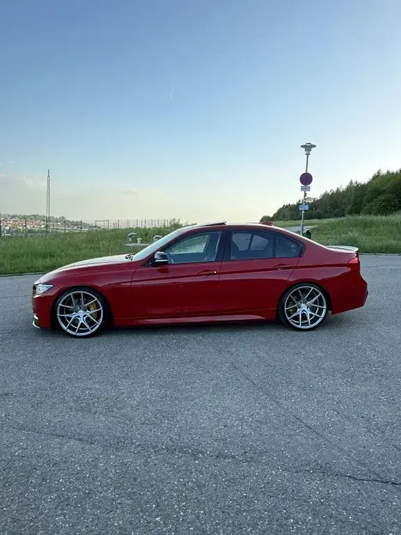 Gebraucht BMW 340 M Performance 326 PS (239 kW) 2016 Rot Limousine