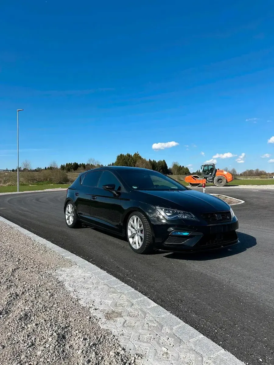 Gebraucht Seat Leon FR 190 PS (139 kW) 2019 Schwarz Kleinwagen