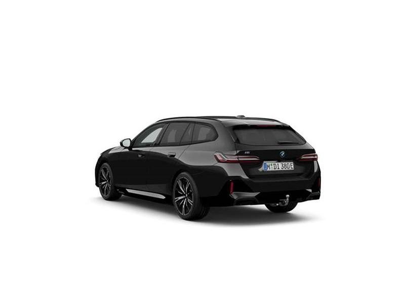 Neu BMW i5 Comfort Edition 289 kW (394 PS) 2026 Saphirschwarz metallic Kombi