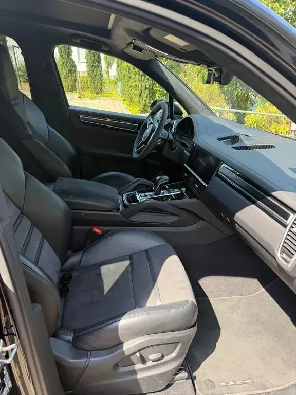Gebraucht Porsche Cayenne 460 PS (338 kW) 2022 Schwarz SUV