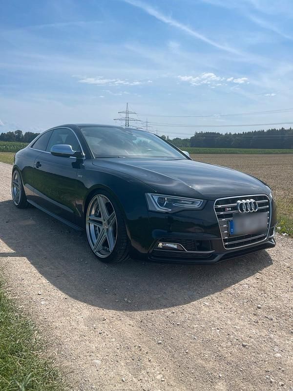 Schwarz Gebraucht 2012 Audi S5 Coupé | 28.000 € (Teuer) - Bild 1/4