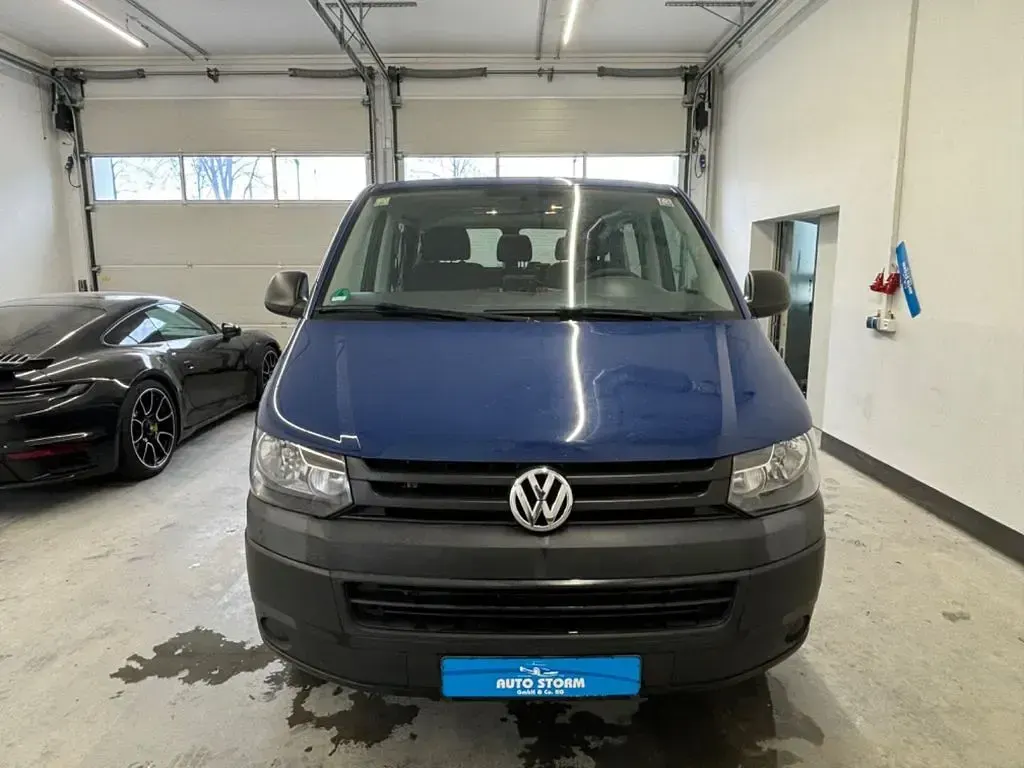 Gebraucht VW Caravelle 179 PS (131 kW) 2014 Blau Van