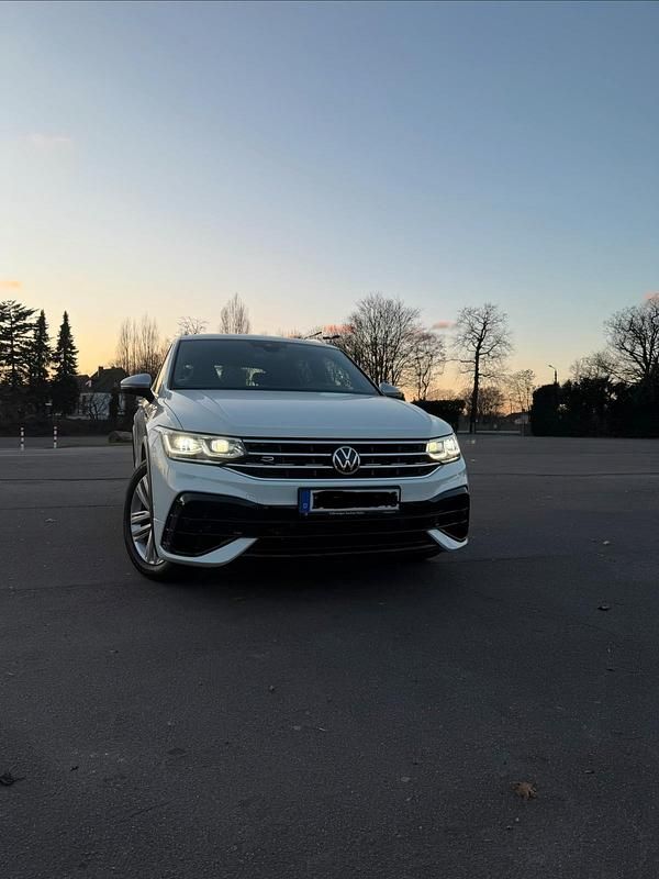 Gebraucht VW Tiguan R 320 PS (235 kW) 2021 Weiß SUV