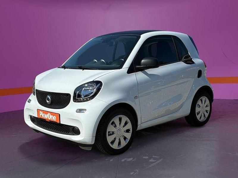 Weiß Gebraucht 2016 Smart ForTwo Coupé Coupé | 8.430 € (Etwas zu teuer) - Bild 1/4