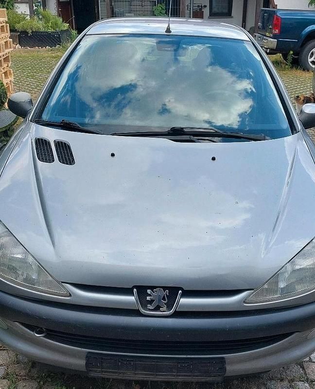Gebraucht 2000 Peugeot 206 Kleinwagen | 800 € (Fairer Preis) - Bild 1/4