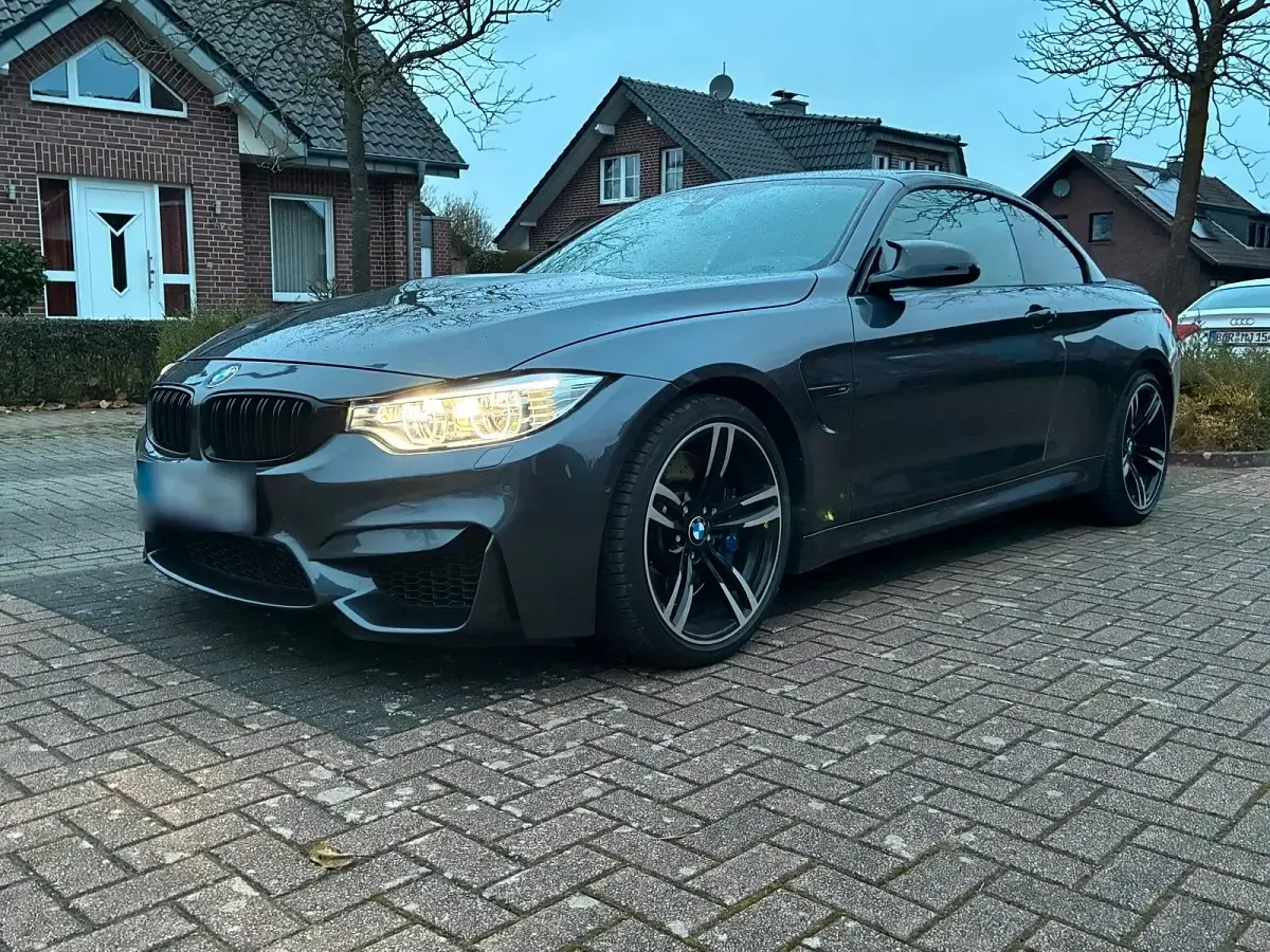 Gebraucht BMW M4 Cabriolet 431 PS (317 kW) 2016 Grau Cabrio