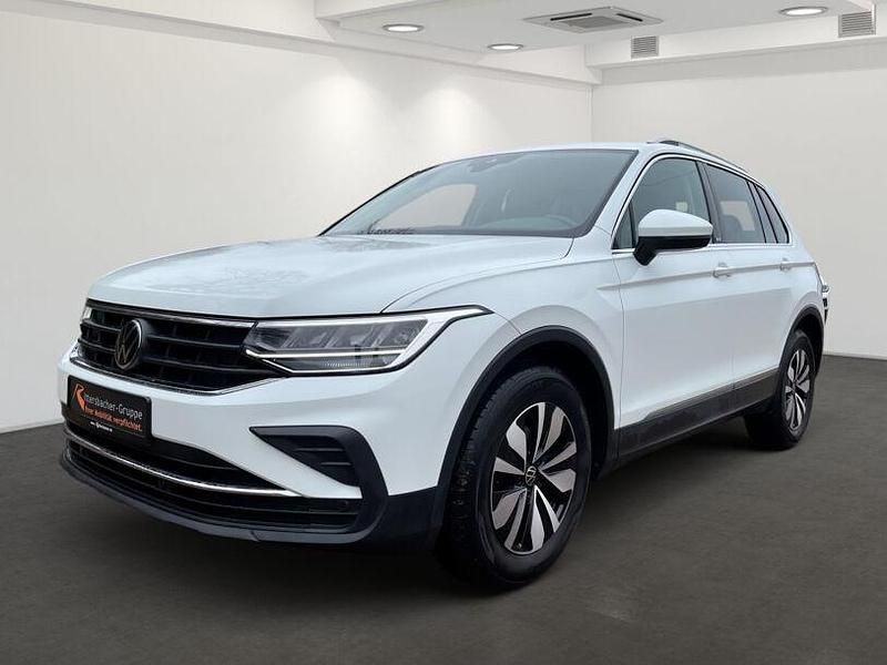 Gebraucht VW Tiguan Move 150 PS (110 kW) 2024 (pure white) SUV