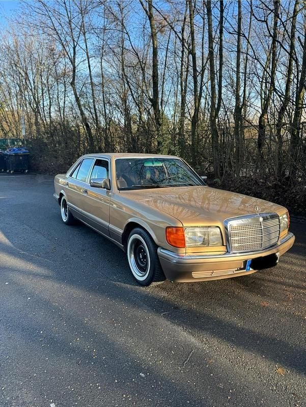 Gold Gebraucht 1988 Mercedes 300 SE Limousine | 7.900 € - Bild 1/4