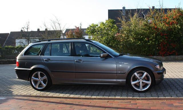 Gebraucht BMW 330 204 PS (150 kW) 2003 Grau metallic Kombi