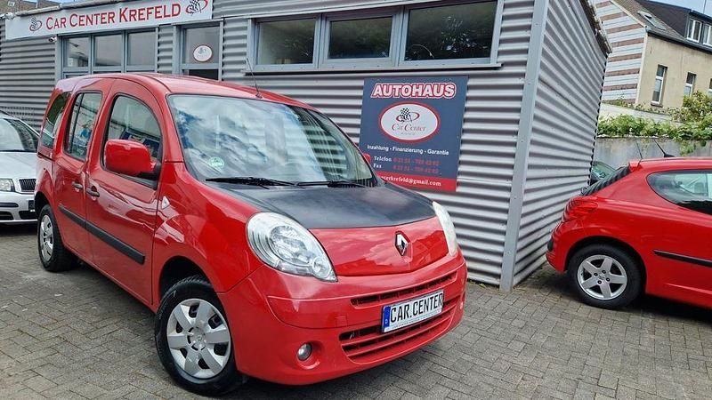 Rot Gebraucht 2008 Renault Kangoo Privilege Van / Kleinbus | 5.500 € (Teuer) - Bild 1/4