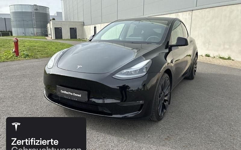 Schwarz Gebraucht 2022 Tesla Model Y Performance SUV | 36.700 € (Guter Preis) - Bild 1/4