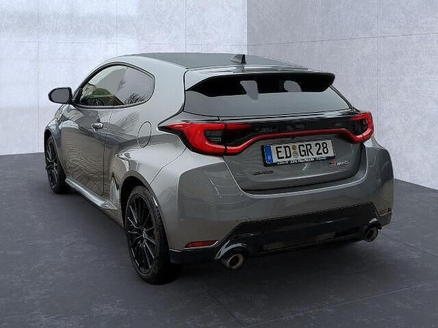 Gebraucht Toyota Yaris 280 PS (205 kW) 2024 Precious Limousine