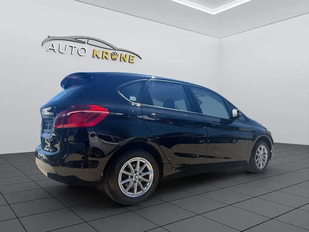 Gebraucht BMW 216 Active Tourer Performance 102 PS (75 kW) 2017 Schwarz Van / Kleinbus