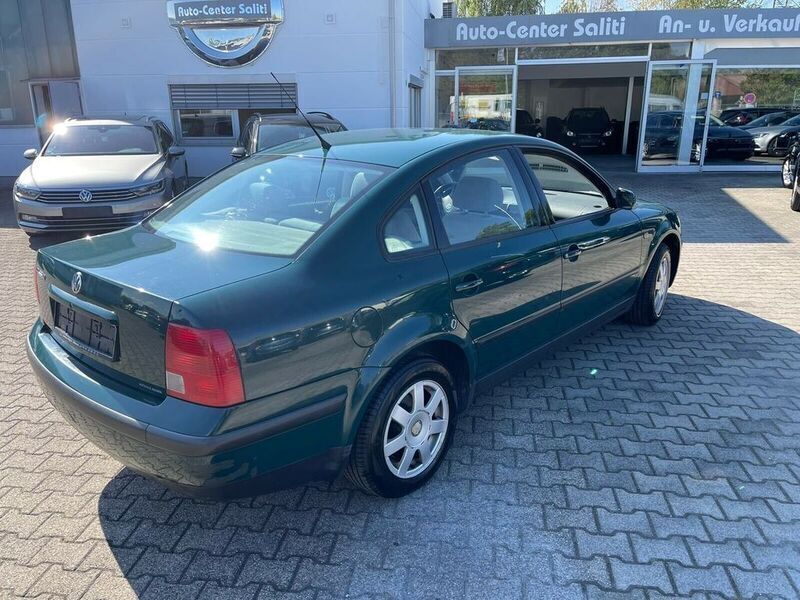 Gebraucht VW Passat 101 PS (74 kW) 1998 Grün Limousine