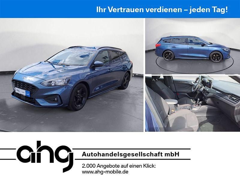 Blau Gebraucht 2020 Ford Focus ST-Line Limousine | 17.860 € (Fairer Preis) - Bild 1/4