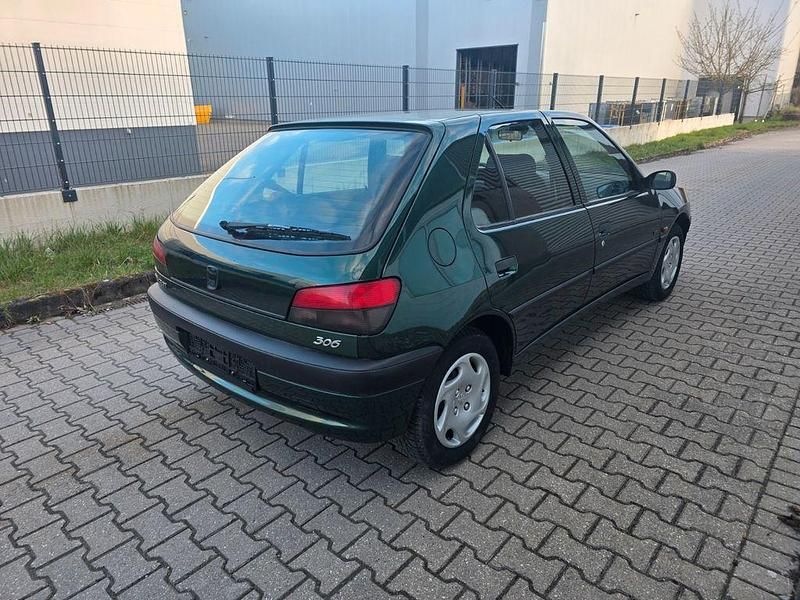 Gebraucht Peugeot 306 101 PS (74 kW) 1998 Grün Limousine