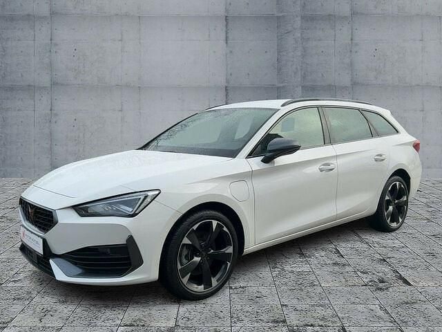 Gebraucht Cupra Leon 204 PS (150 kW) 2022 "candy" weiss Kombi
