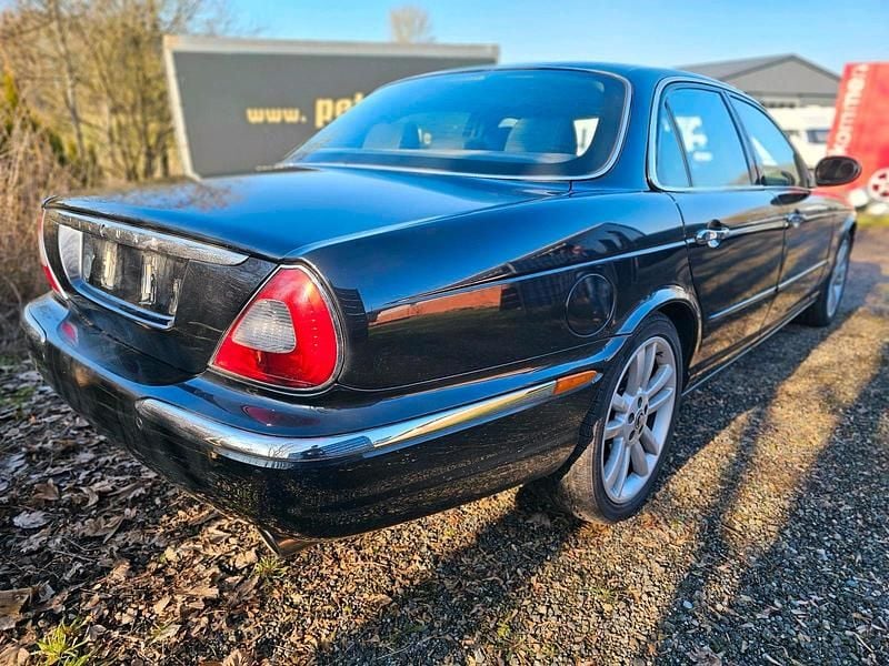 Gebraucht Jaguar XJ6 238 PS (175 kW) 2003 Schwarz Limousine