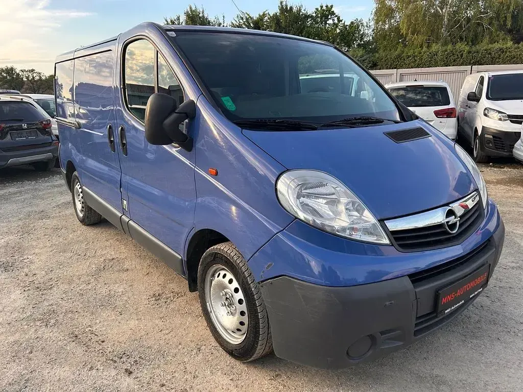 Gebraucht Opel Vivaro 90 PS (66 kW) 2007 Blau Van / Kleinbus