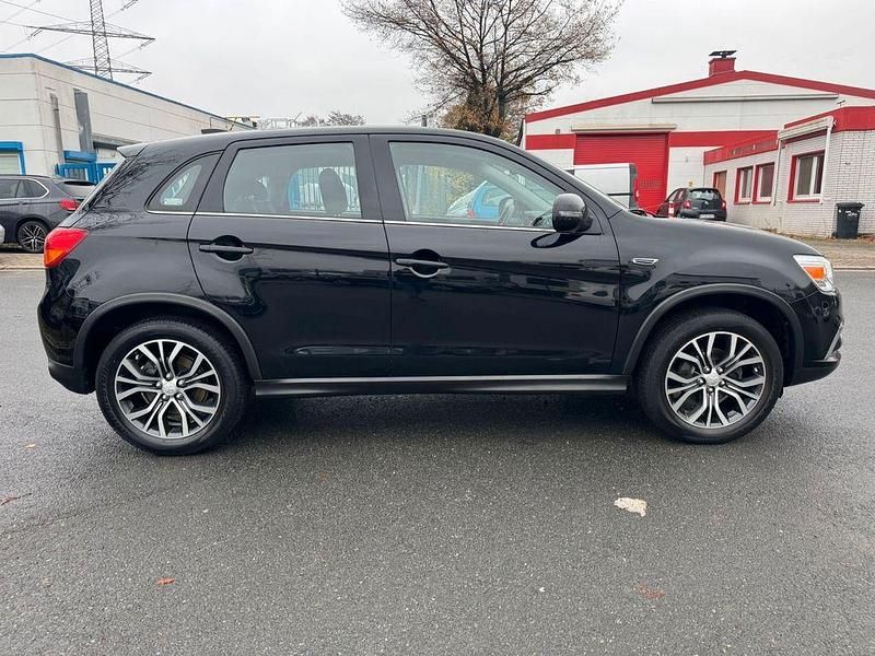 Schwarz Gebraucht 2017 Mitsubishi ASX Diamant Edition SUV | 11.850 € (Fairer Preis) - Bild 1/4
