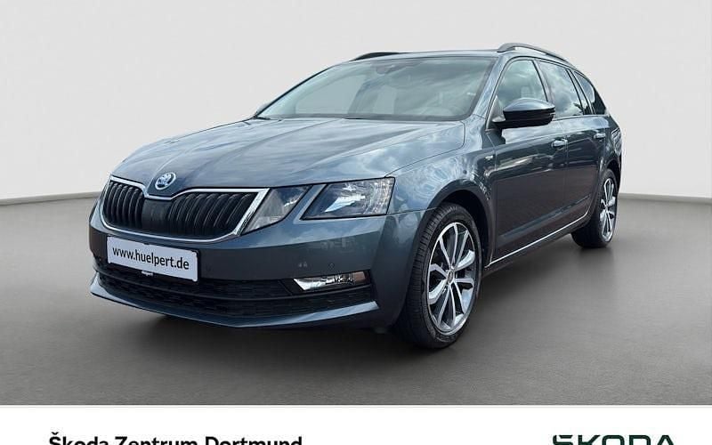 Grau Gebraucht 2020 Skoda Octavia Soleil Kombi | 15.742 € (Guter Preis) - Bild 1/4