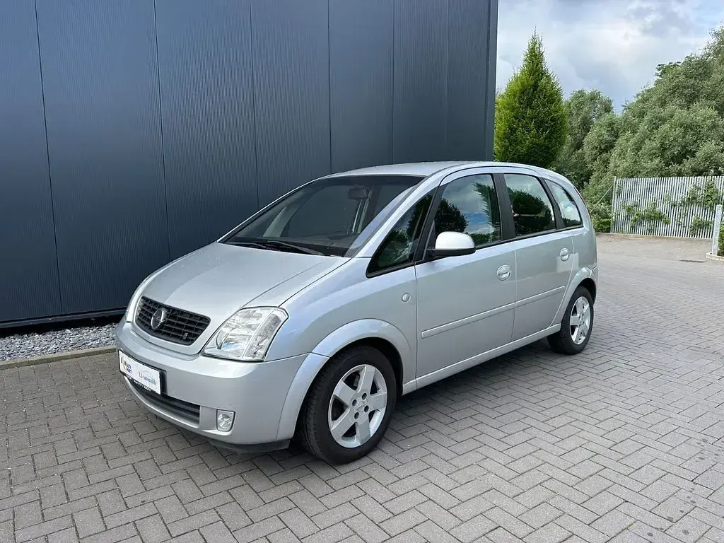 Gebraucht Opel Meriva Edition 125 PS (91 kW) 2004 Silber Van / Kleinbus