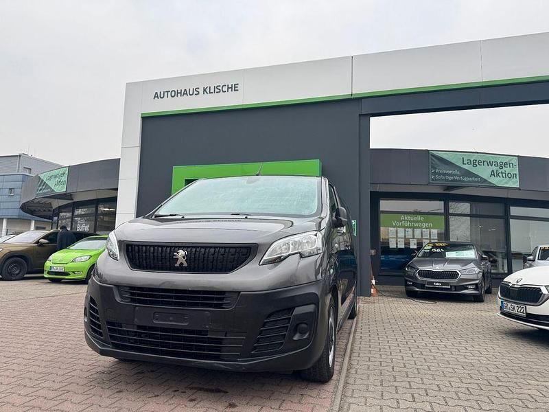 Gebraucht Peugeot Expert 144 PS (105 kW) 2022 Grau Van
