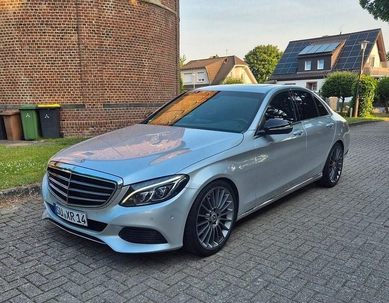 Silber Gebraucht 2014 Mercedes C200 Exclusive Limousine | 16.999 € (Superpreis) - Bild 1/4