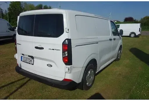 Gebraucht Ford Transit Custom Trend 136 PS (100 kW) 2023 Weiß Van