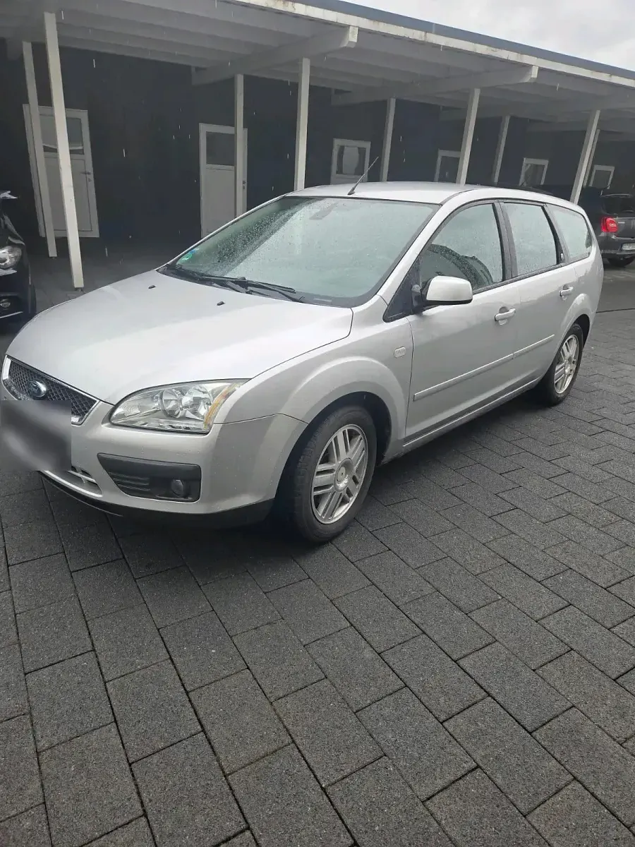 Usata Ford Focus 145 CV (106 kW) 2006 Argento Station wagon
