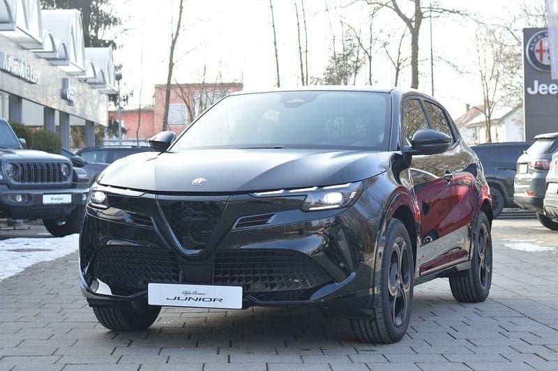 Schwarz Neu 2026 Alfa Romeo Junior SUV | 39.900 € (Fairer Preis) - Bild 1/4
