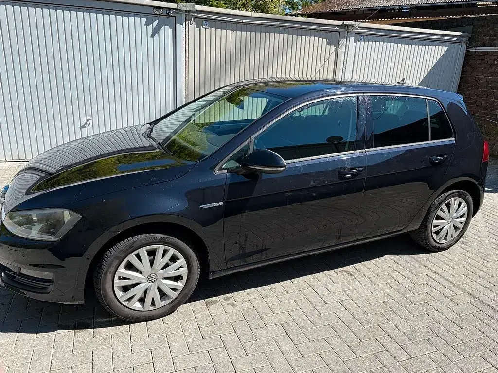 Second-hand VW Golf VII Cup 90 CP (66 kW) 2015 Negru Berlinǎ