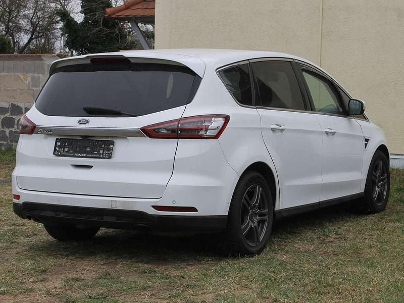 Second-hand Ford S-MAX S 150 CP (110 kW) 2018 Alb Monovolum