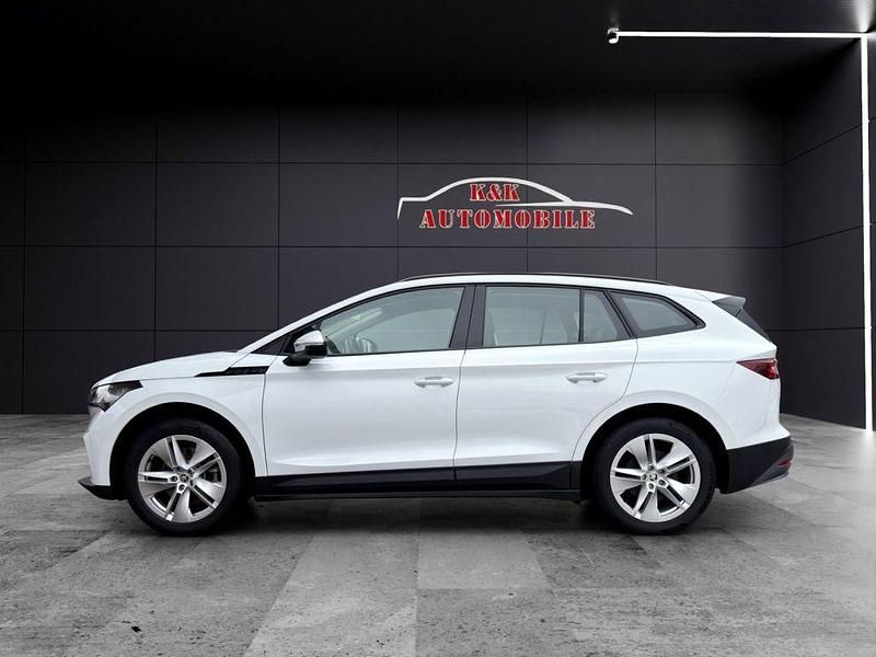 Gebraucht Skoda Enyaq iV Loft 108 kW (148 PS) 2023 Moonweiss metallic (metallic) SUV
