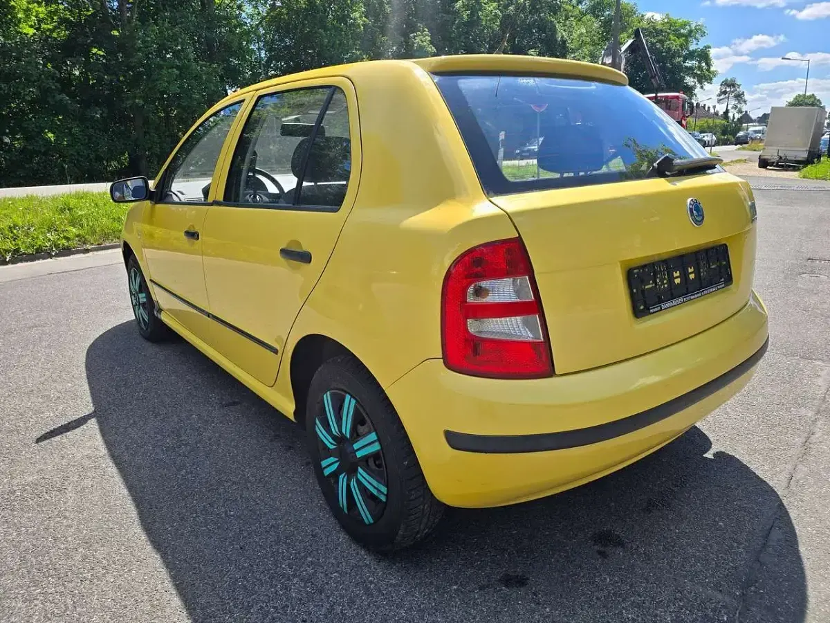 Gebraucht Skoda Fabia 60 PS (44 kW) 2002 Gelb Limousine